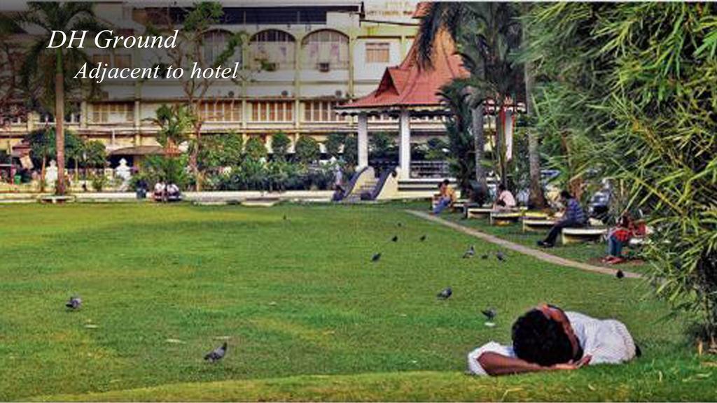 Hotel Archana Inn Kochi Bagian luar foto