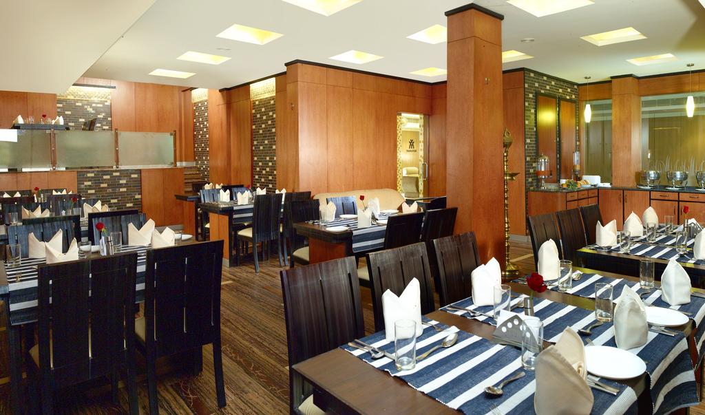Hotel Archana Inn Kochi Bagian luar foto