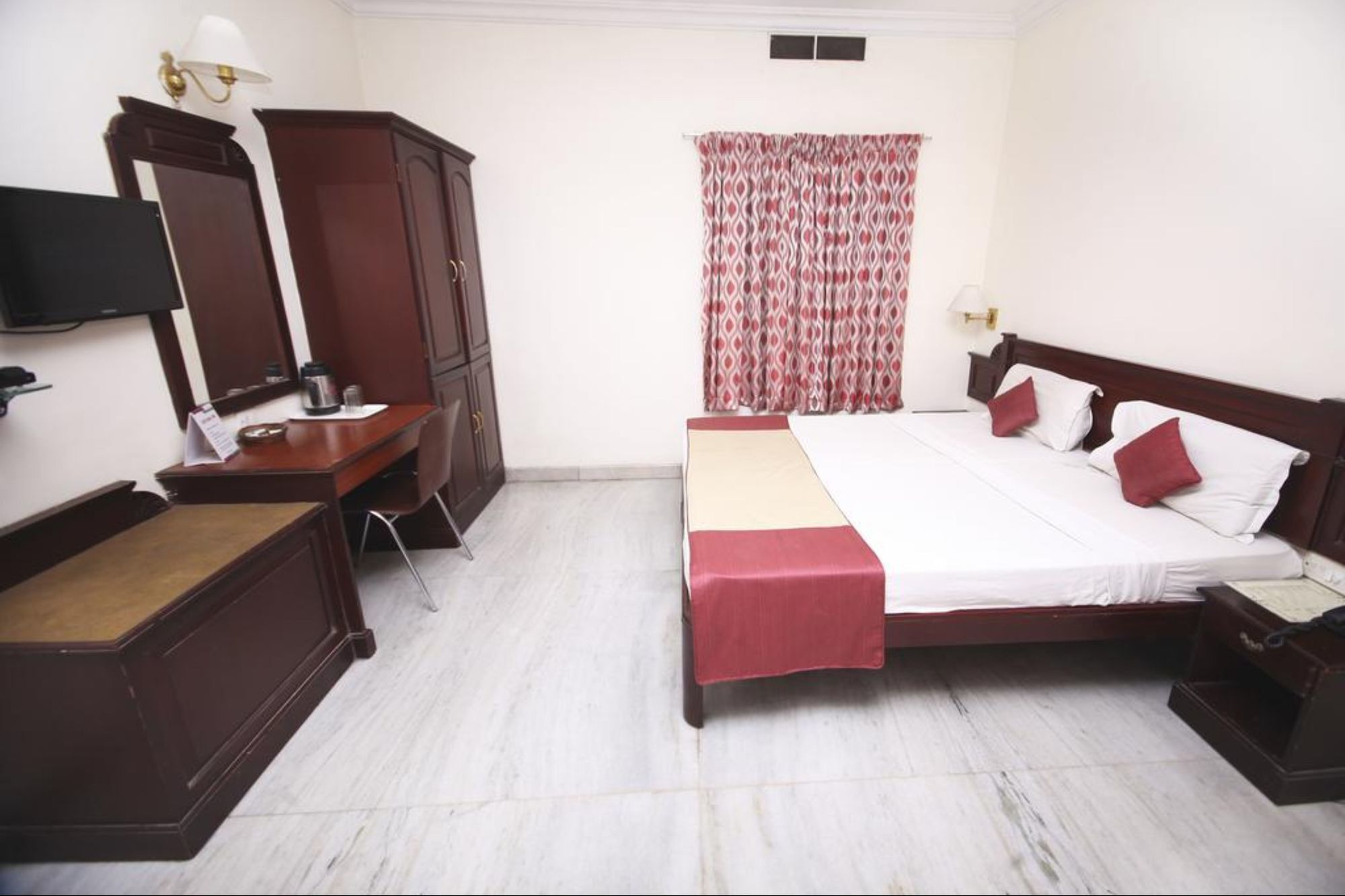 Hotel Archana Inn Kochi Bagian luar foto