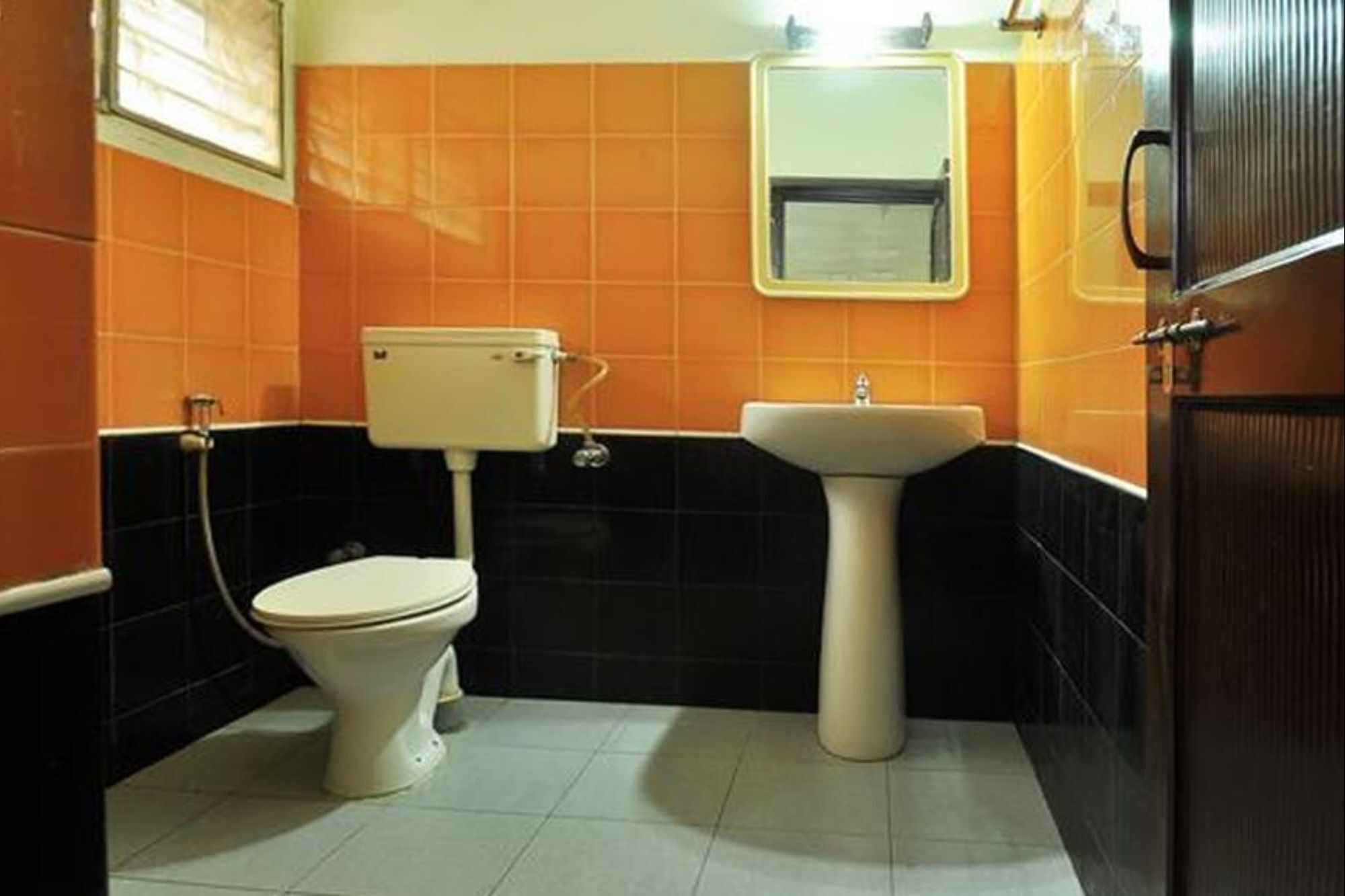 Hotel Archana Inn Kochi Bagian luar foto